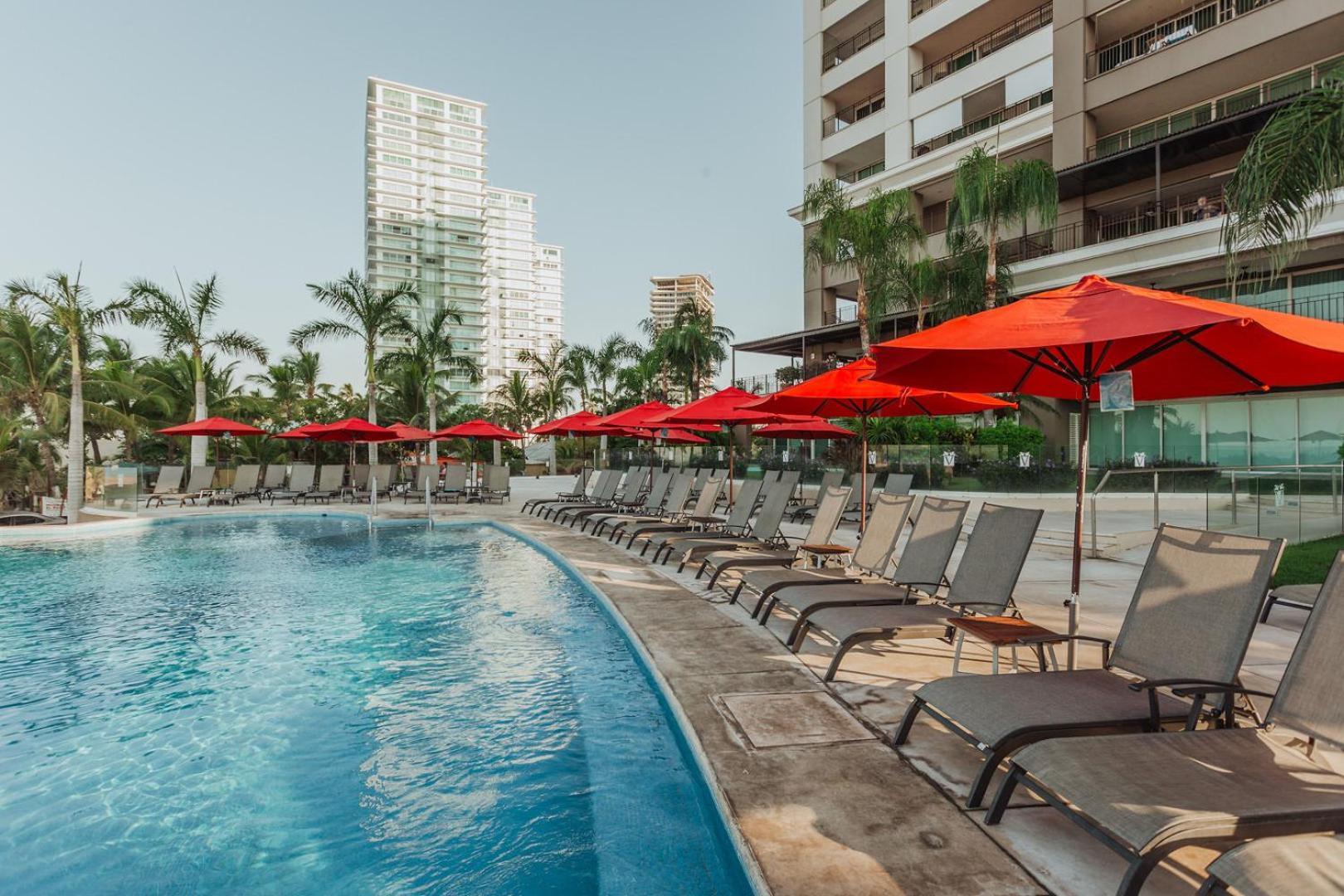 Grand Venetian Beachfront Condos Puerto Vallarta Exterior photo